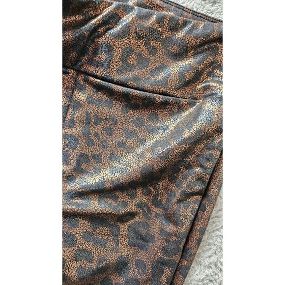 LuLaRoe Luxe Black and Copper Gold Metallic Leggings Leopard Print XS - Picture 2 of 3